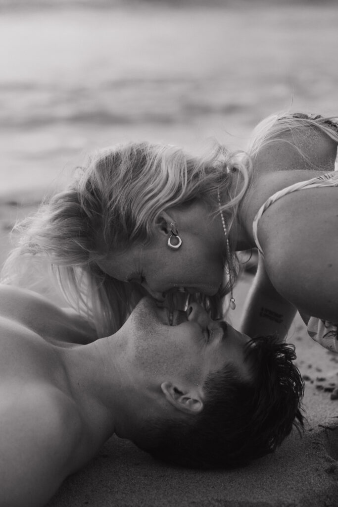 intimate couple at the beach