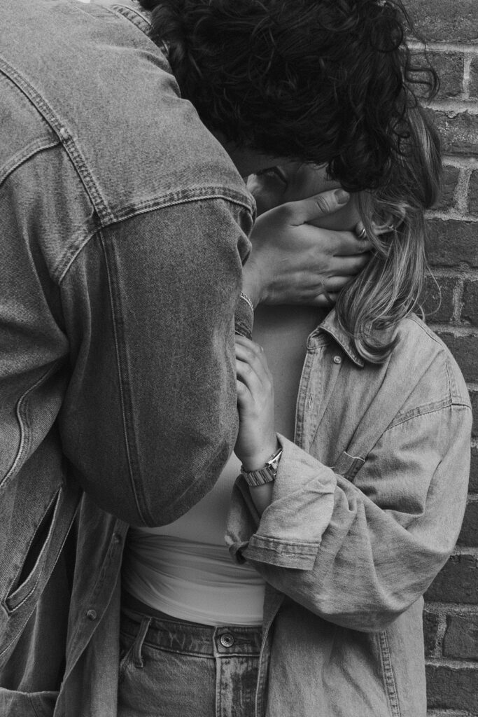 intimate black and white kiss
