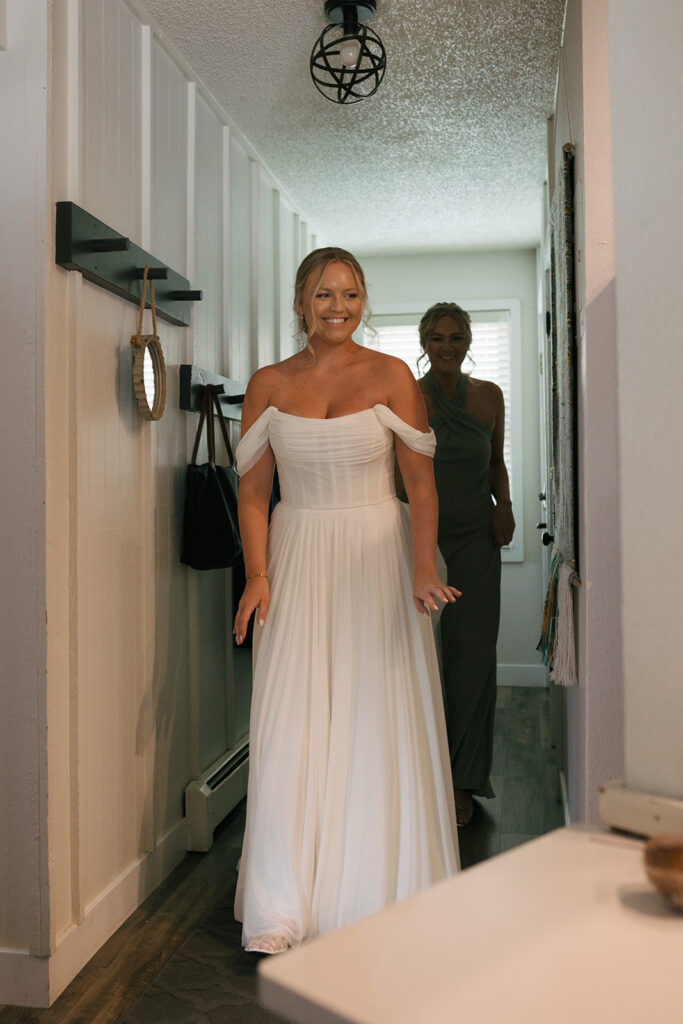 bride in her stunning wedding dress