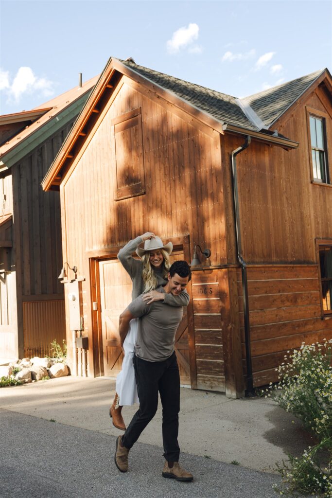 couple hugging during their engagement session