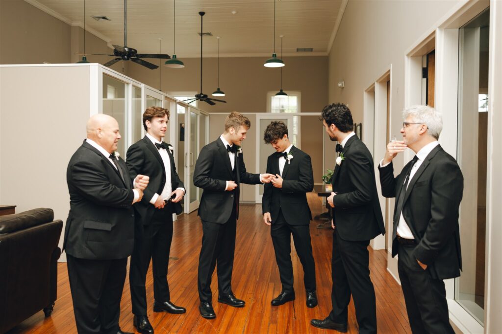 picture of the groom and his friends