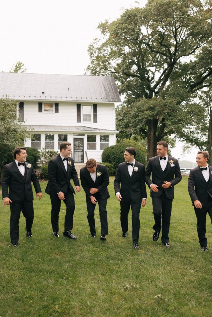 funny picture of the groom and his friends