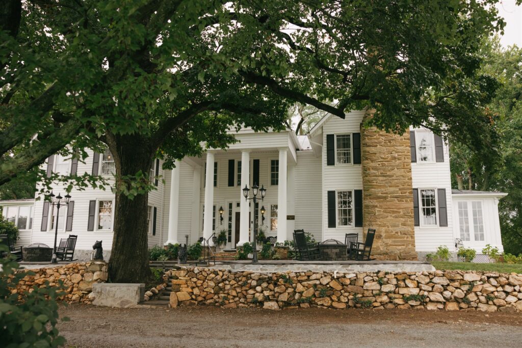 stunning wedding venue Black Horse Manor, VA